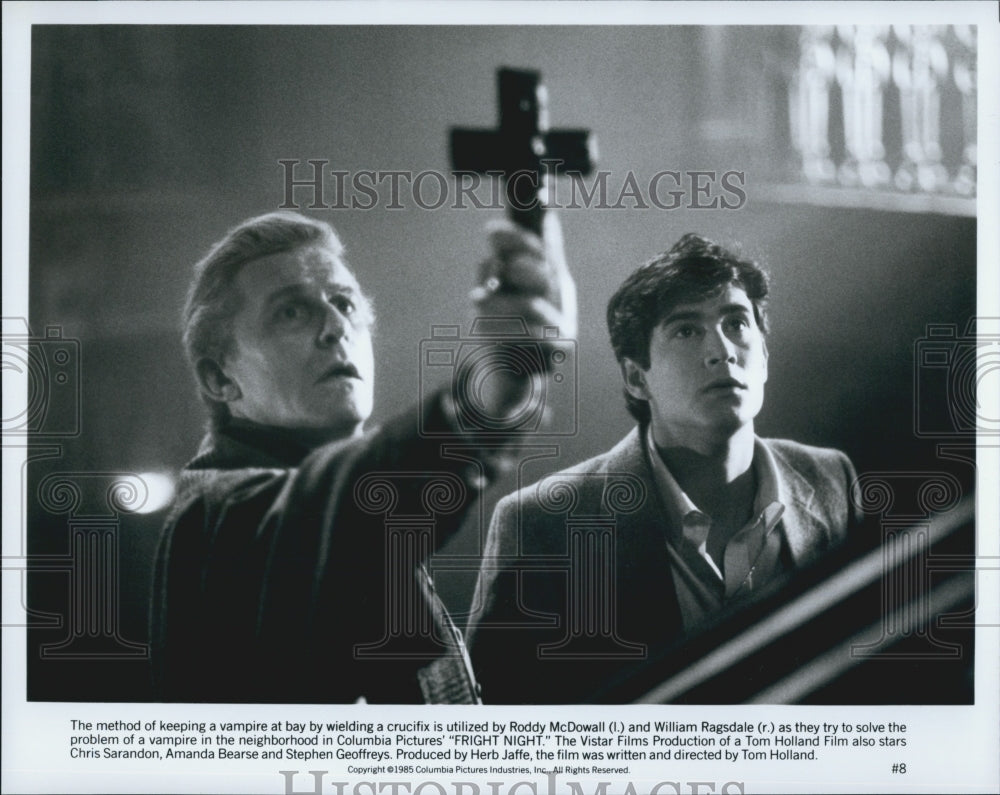 1985 Press Photo  &quot;Fright Night&quot; Roddy McDowall, William Ragsdale - Historic Images