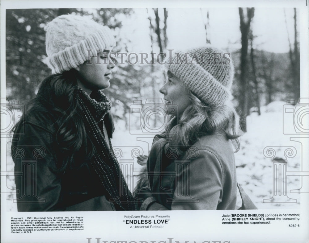 1981 Press Photo Actors Brooke Shields And Shirley Knight Star In "Endless Love" - Historic Images