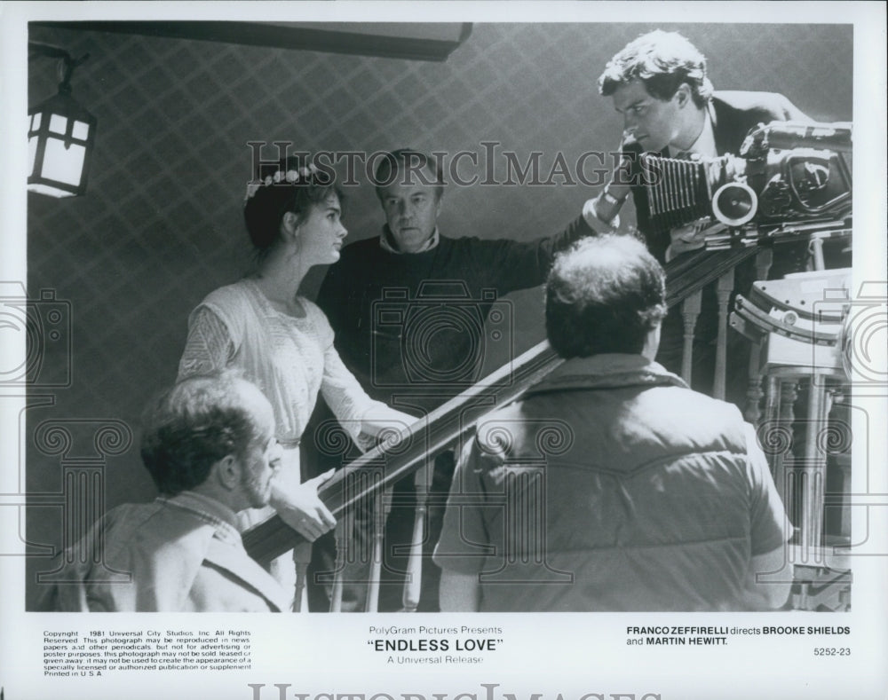 1981 Press Photo Actors Brooke Shields Martin Hewitt in "Endless Love" - Historic Images