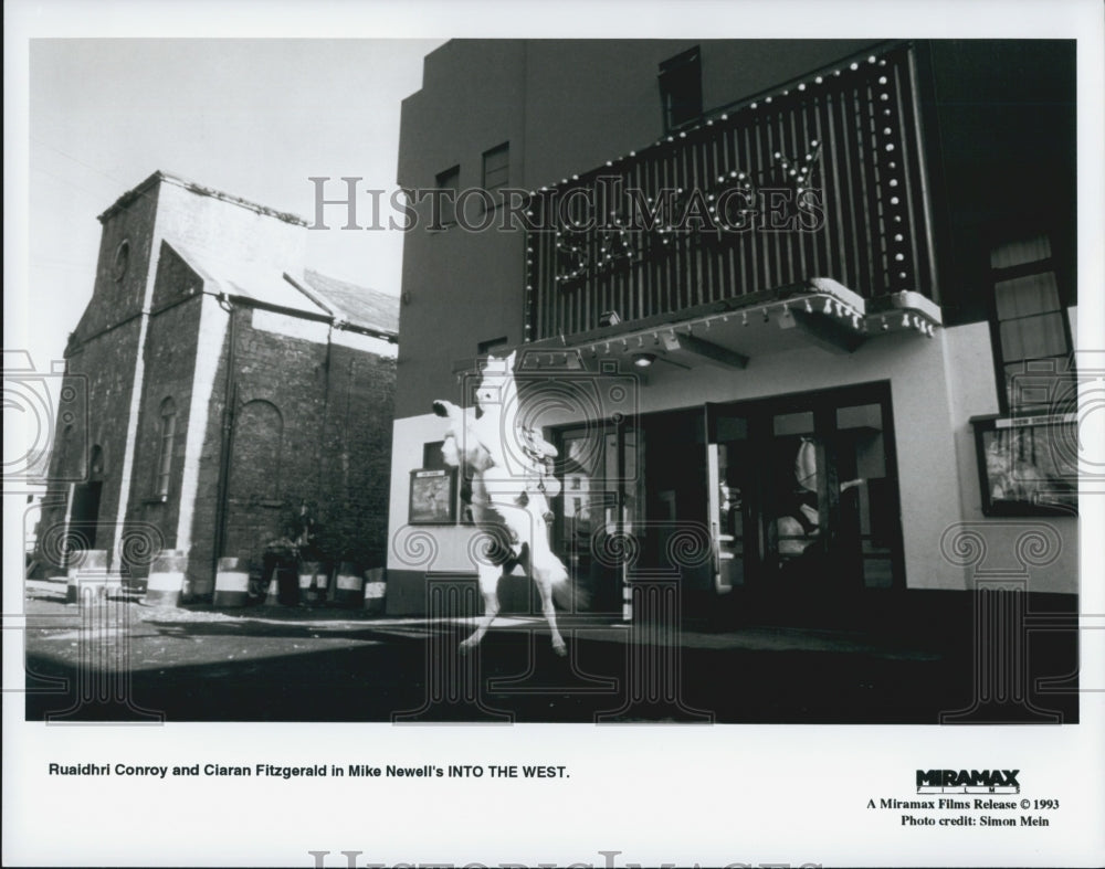 1993 Press Photo "Into The West" R Conroy & C Fitzgerald - Historic Images
