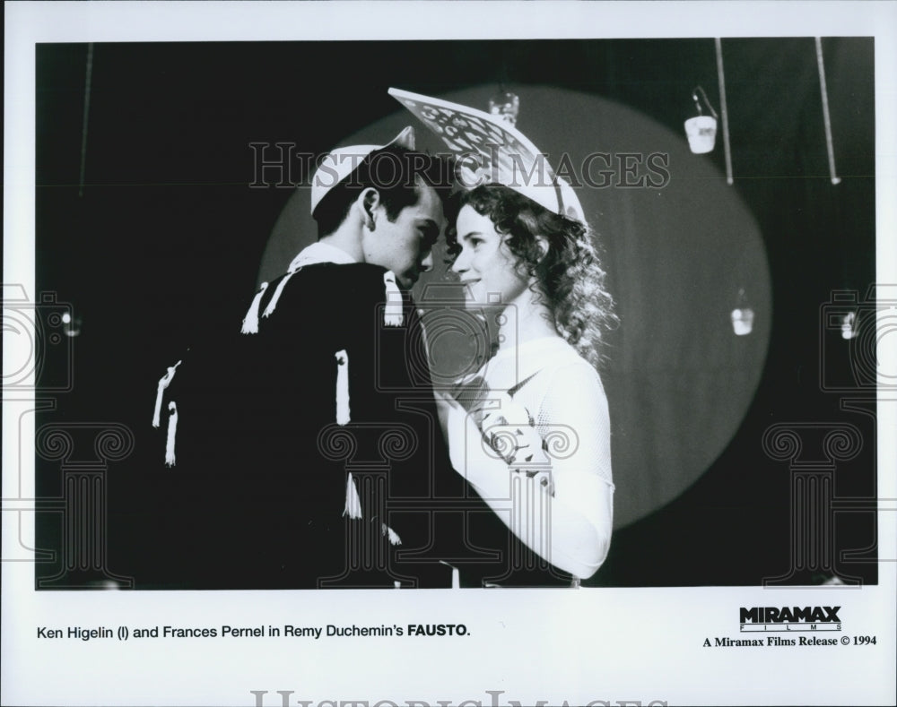 1994 Press Photo Ken Higelin &amp; Frances Pernel In &quot;Fausto&quot; - Historic Images