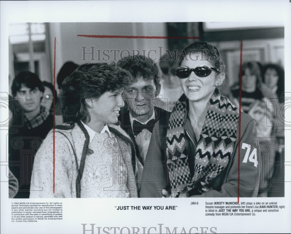 1984 Press Photo Kristy McNichol & Kaki Hunter in "Just the Way You Are" - Historic Images