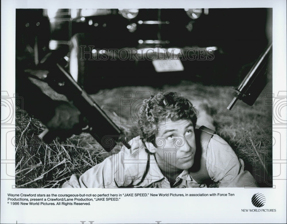 1986 Press Photo Wayne Crawford in "Jake Speed" - Historic Images