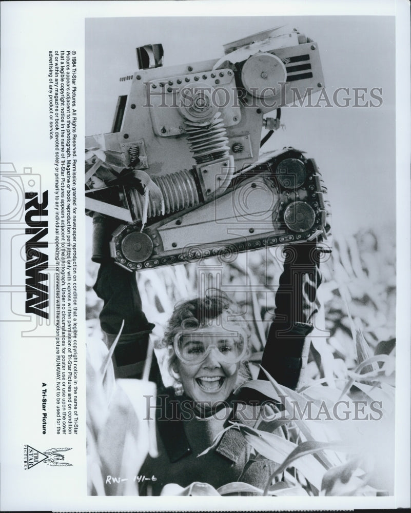 1984 Press Photo Cynthia Rhodes in &quot;Runaway&quot; - Historic Images