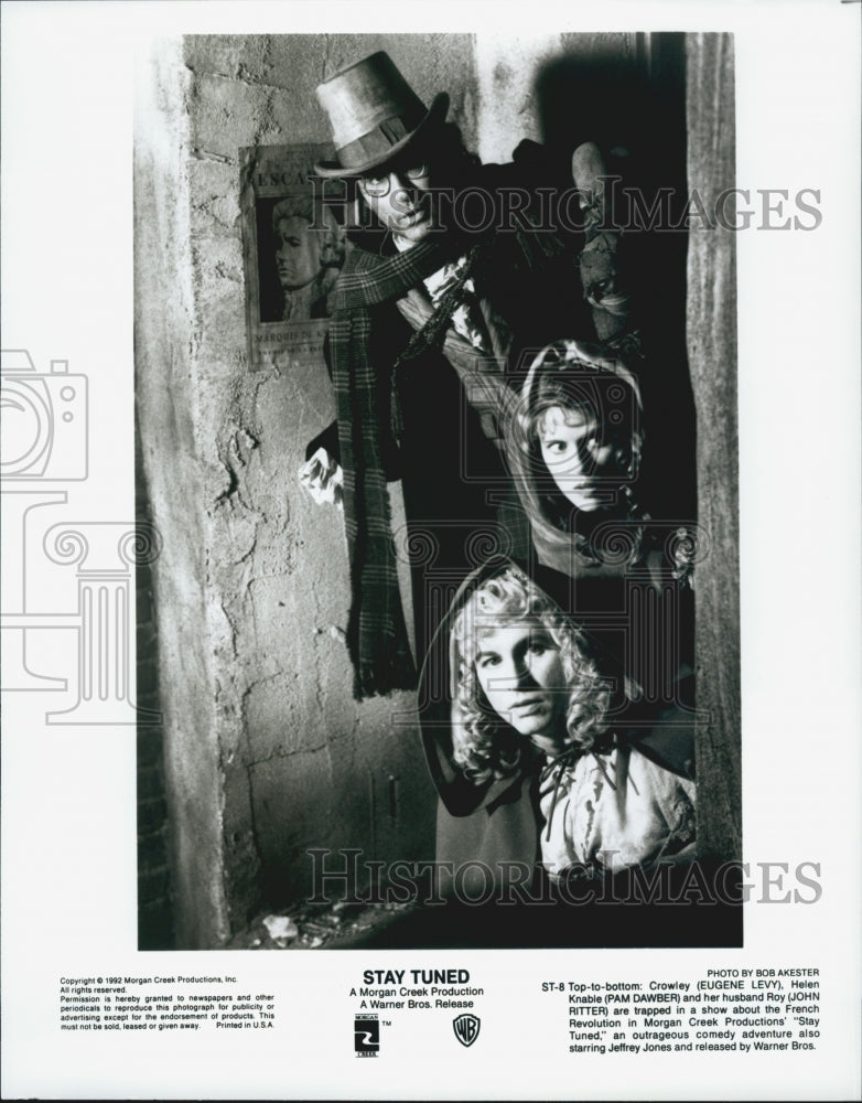 1992 Press Photo Actors Eugene Levy, Pam Dawber And John Ritter In "Stay Tuned" - Historic Images