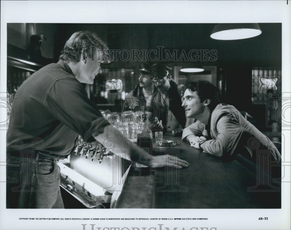 1985 Press Photo Actors in a Geffen Film Company film - Historic Images