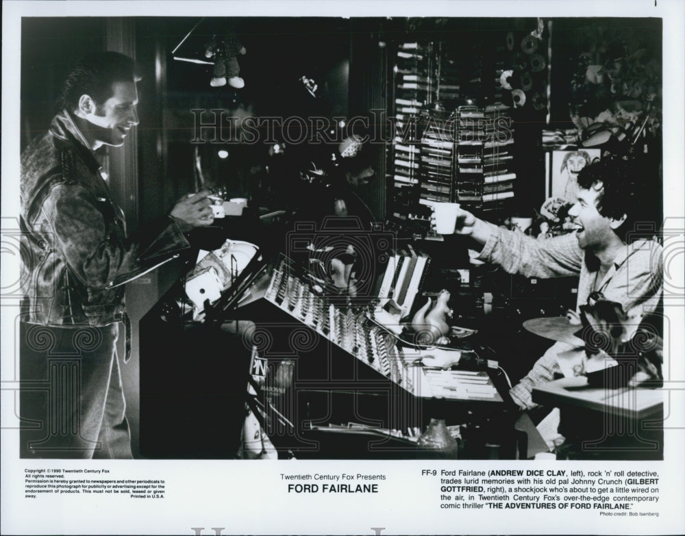 1990 Press Photo Andrew Dice Clay & Gilbert Gottfried Star In Ford Fairlane - Historic Images