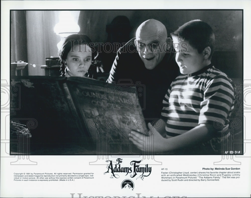 1991 Press Photo &quot;The Addams Family&quot; C Ricci, J Workman,Christopher Lloyd - Historic Images