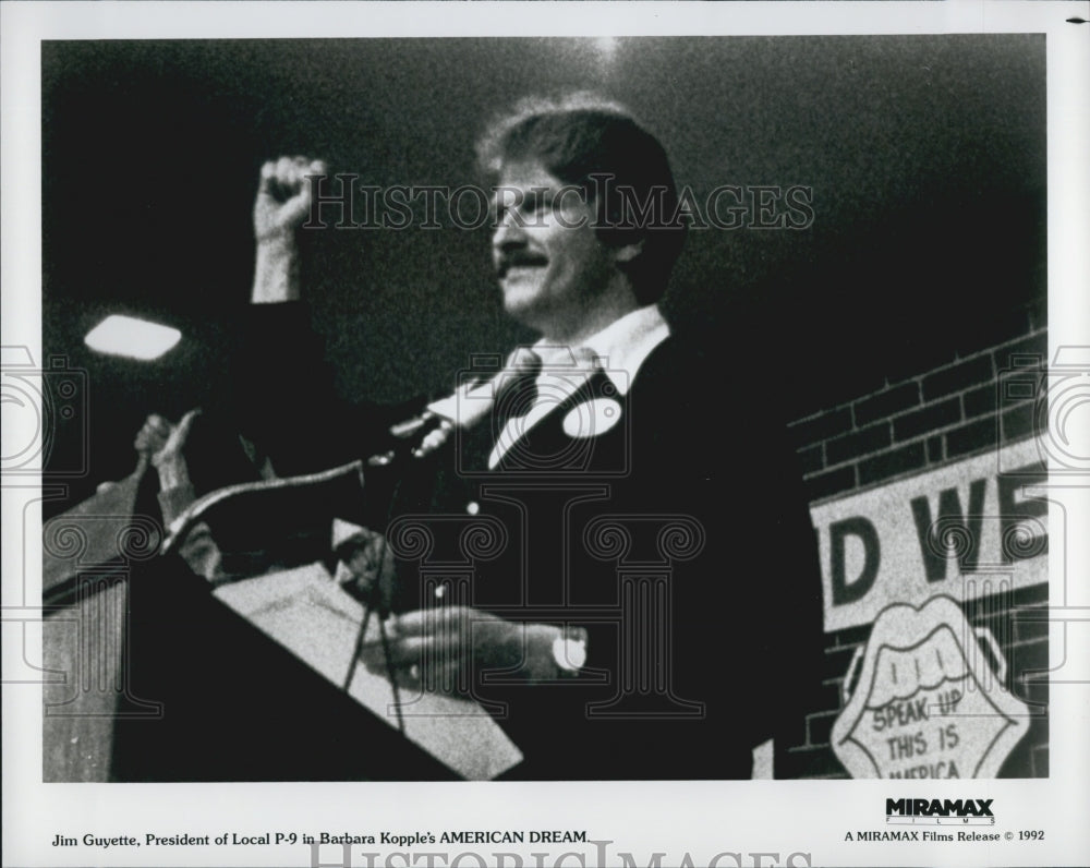 1992 Press Photo  Jim Guyette, Actor, In &quot;American Dream&quot; - Historic Images