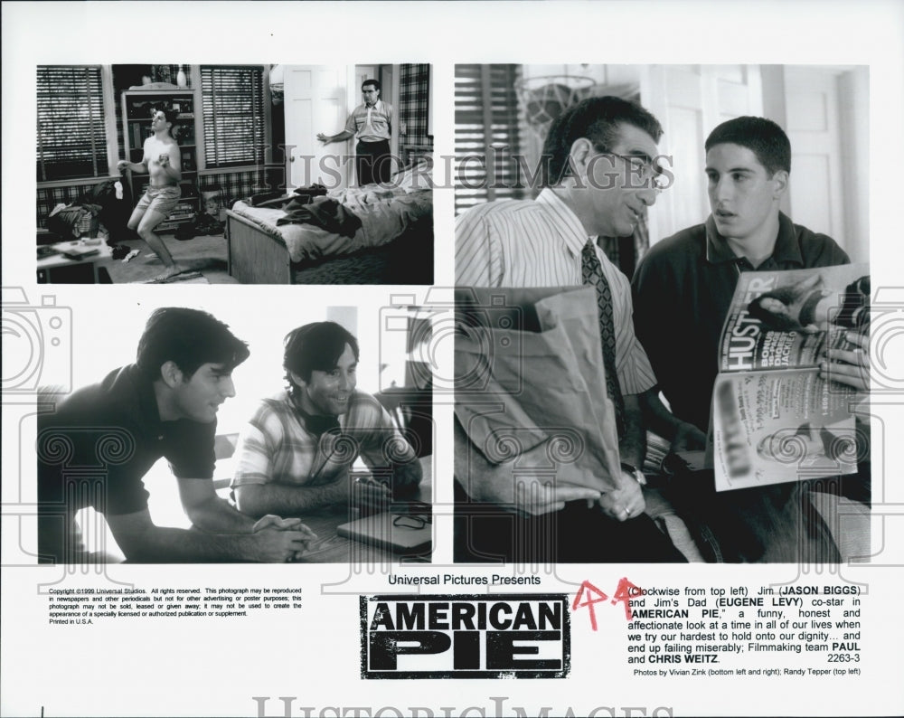 1999 Press Photo Actor Jason Biggs, Eugene Levy in &quot;American Pie&quot; Film - Historic Images