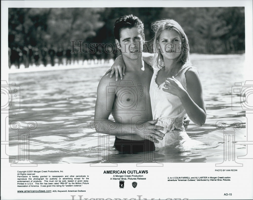 2001 Collin Farrell and Ali Larter in &quot;American Outlaws&quot;-Historic Images