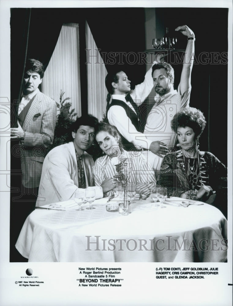 1987 Press Photo A Scene From Movie "Beyond Therapy" - Historic Images