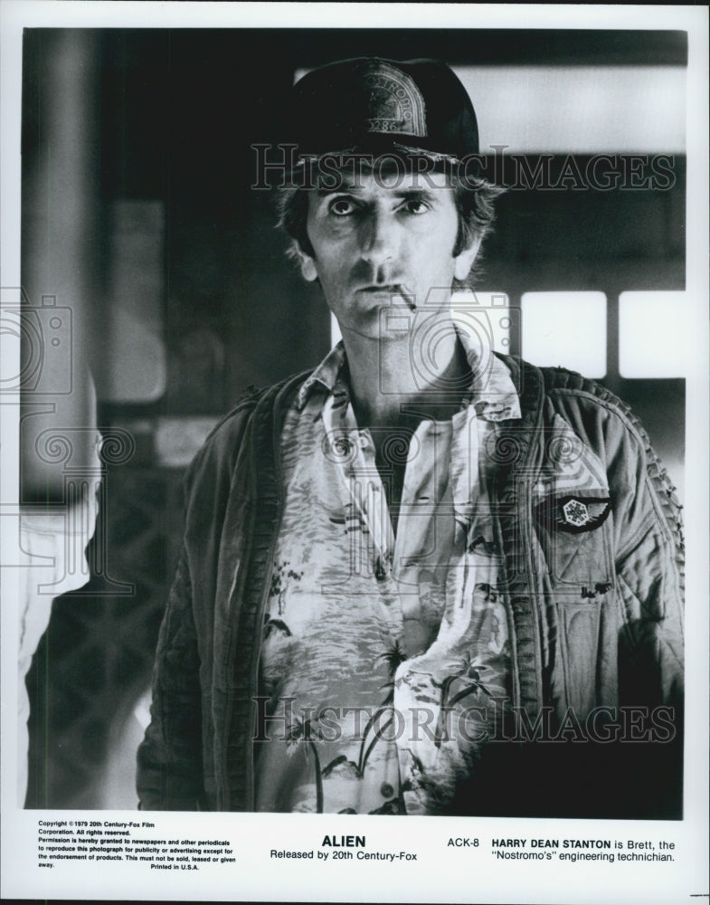 1997 Press Photo Harry Dean Stanton Stars In Science Fiction Horror Film "Alien" - Historic Images