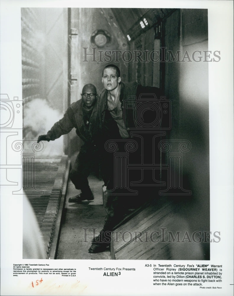 1992 Press Photo "Alien 3" Sigorrney Weaver,Charles S Dutton - Historic Images
