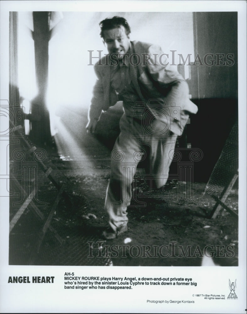 1987 Press Photo Actor Mickey Rourke in "Angel Heart" Film - Historic Images