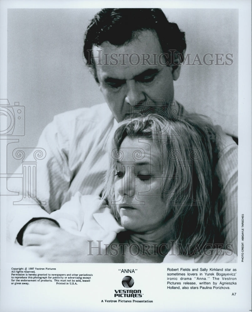 1997 Press Photo "Anna" Robert Fields & Sally Kirkland - Historic Images
