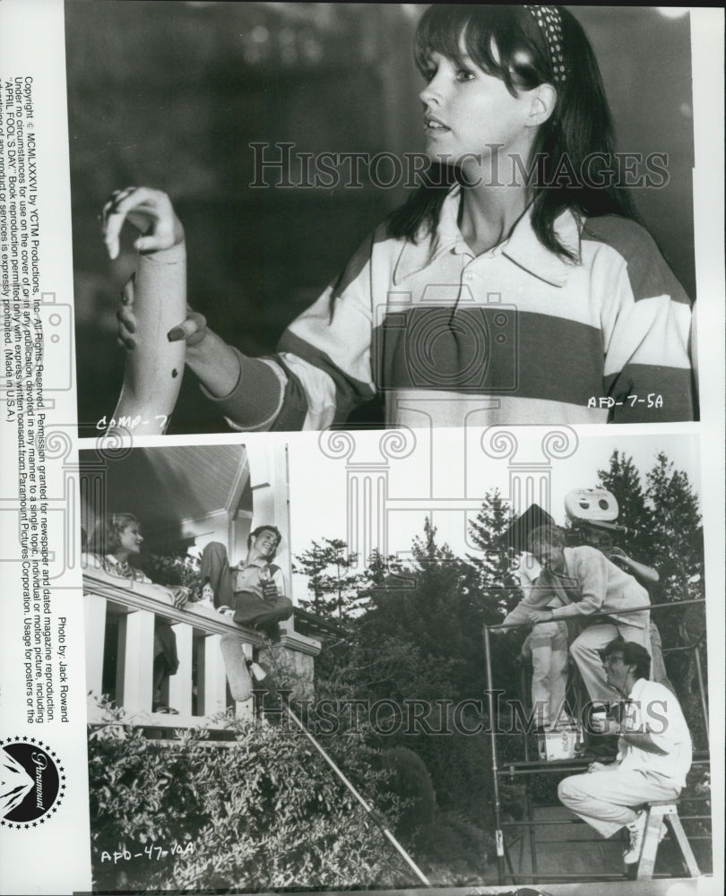 1986 Press Photo Producer Frank Mancuso, Jr. With Director Fred Walton On Set - Historic Images