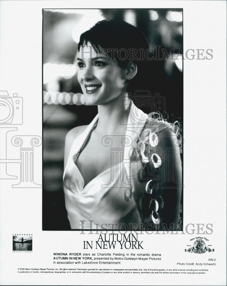 2000 Press Photo Actress Winona Ryder In Romantic Film "Autumn In New York" - Historic Images
