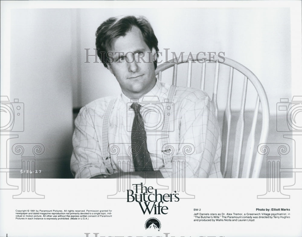 1991 Press Photo Actor Jeff Daniels Starring In Comedy Film "The Butcher's Wife" - Historic Images