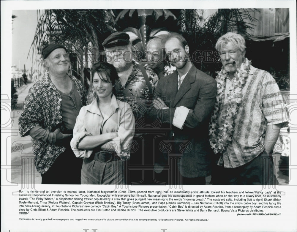 1994 Press Photo Chris Elliott, Brian Doyle Murray, Melora Walters, "Cabin Boy" - Historic Images