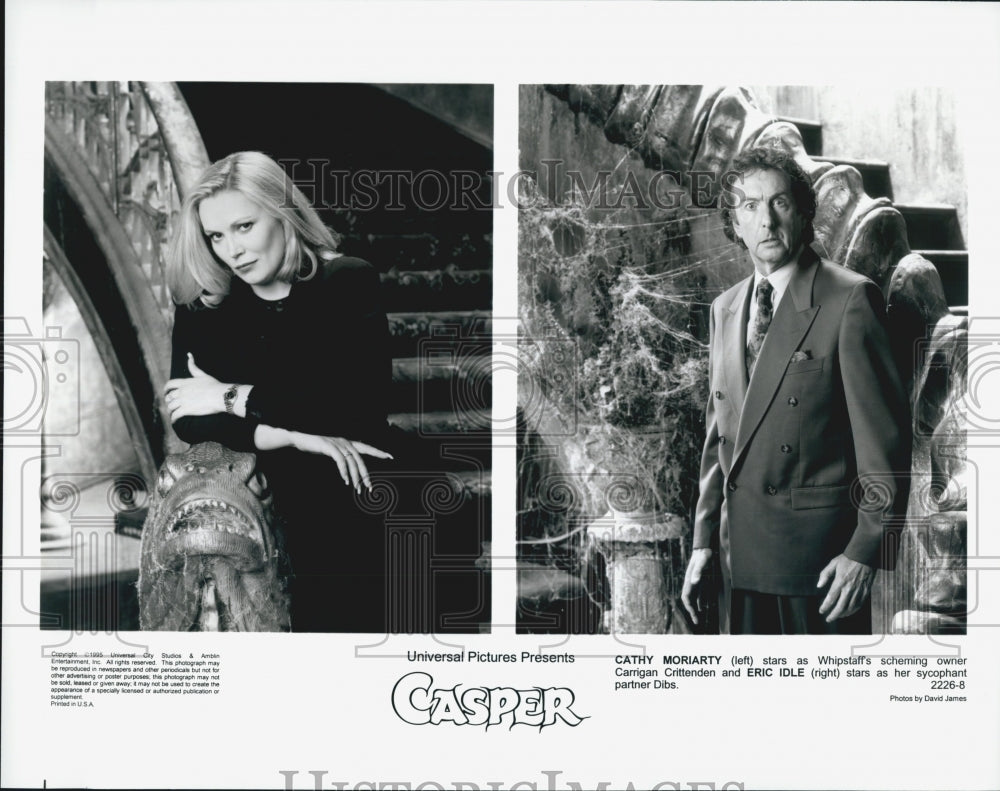 1995 Press Photo Actors Cathy Moriarty and Eric Idle in &quot;Casper&quot; - Historic Images