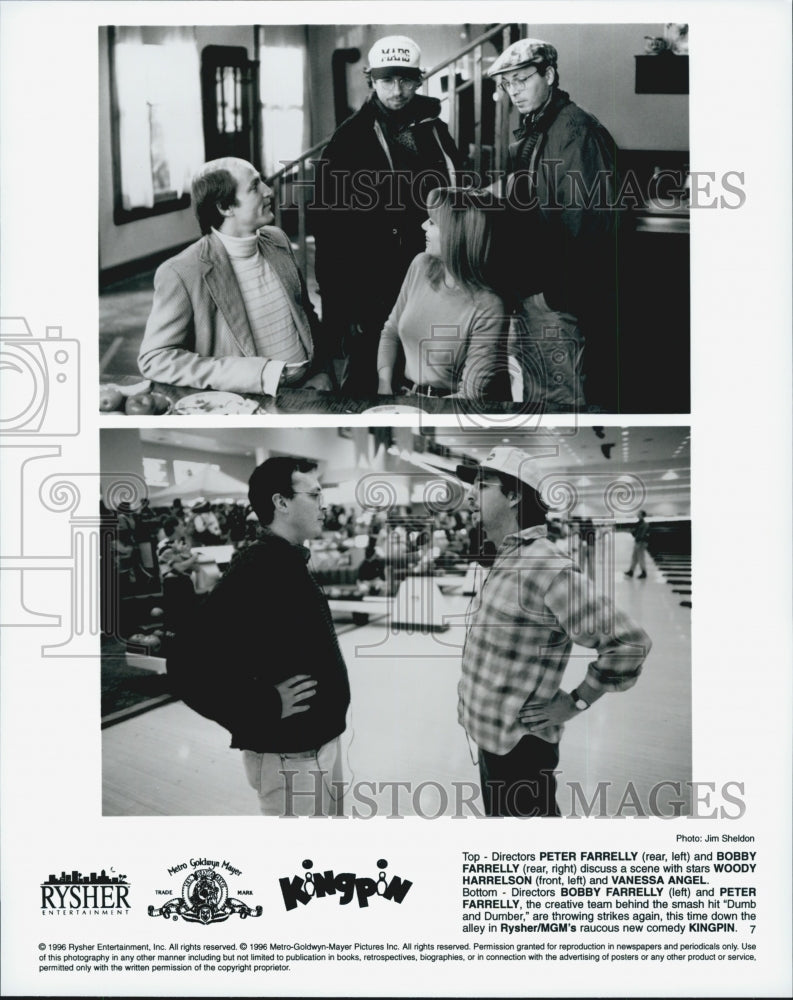 1996 Press Photo Directors Peter and Bobby Farrelly with Woody Harrelson and - Historic Images