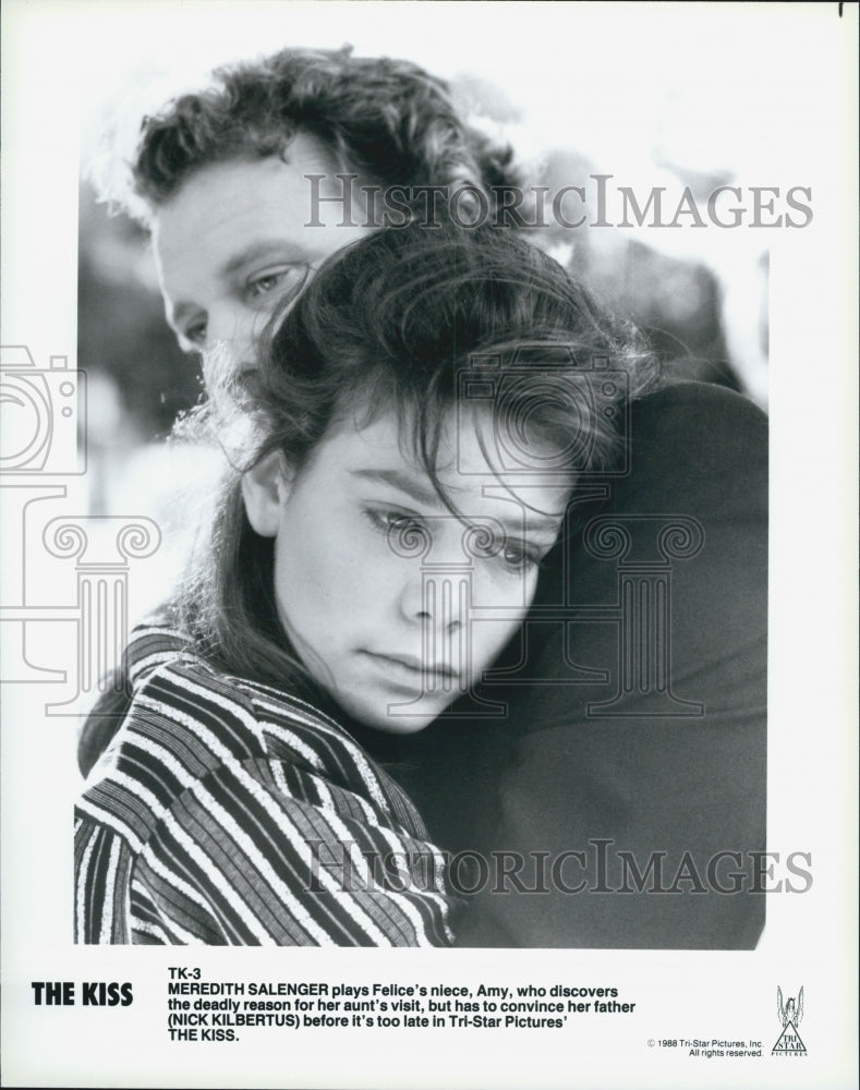 1988 Press Photo Meredith Salenger and Nick Kilbertus in "The Kiss" - Historic Images