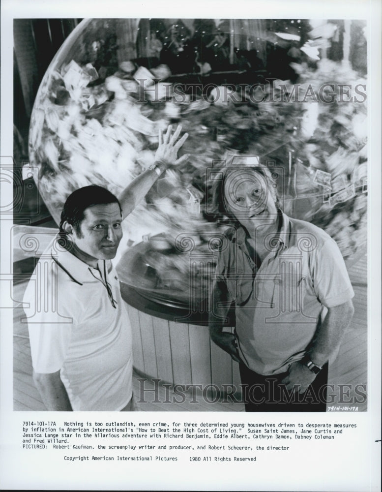 1980 Press Photo Robert Kaufman Producer "How to Beat the High Cost of Living" - Historic Images