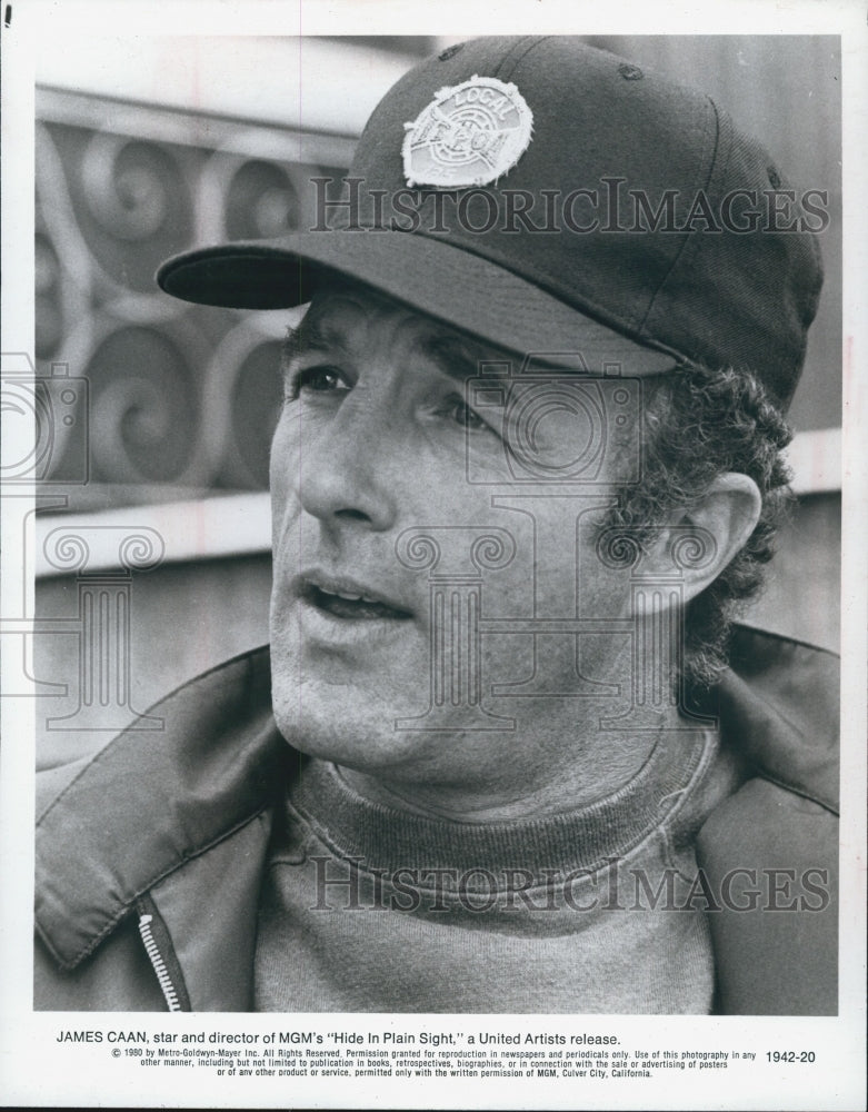 1980 Press Photo James Caan, star and director of "Hide in Plain Sight" - Historic Images