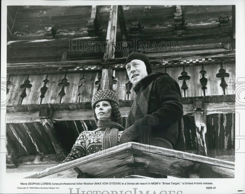 1978 Press Photo  Sophia Loren  & Max Von Sydow in "Brass Target" - Historic Images