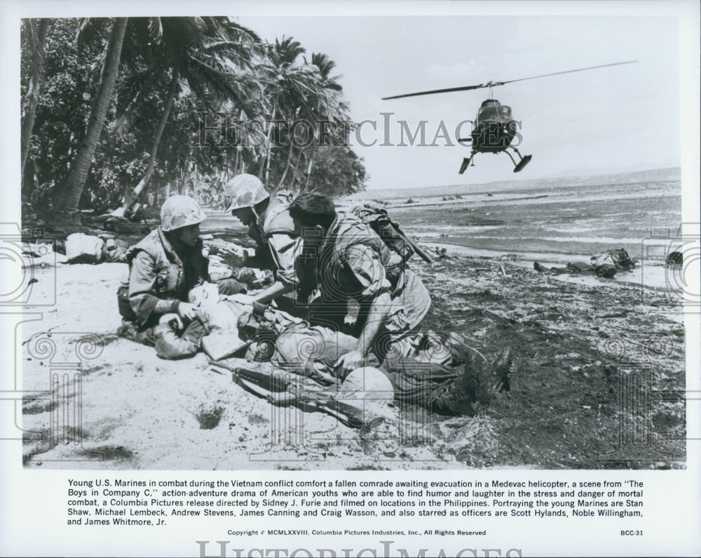 1978 Press Photo Stan Shaw and Michael Lembeck in "The Boys In Company C" - Historic Images