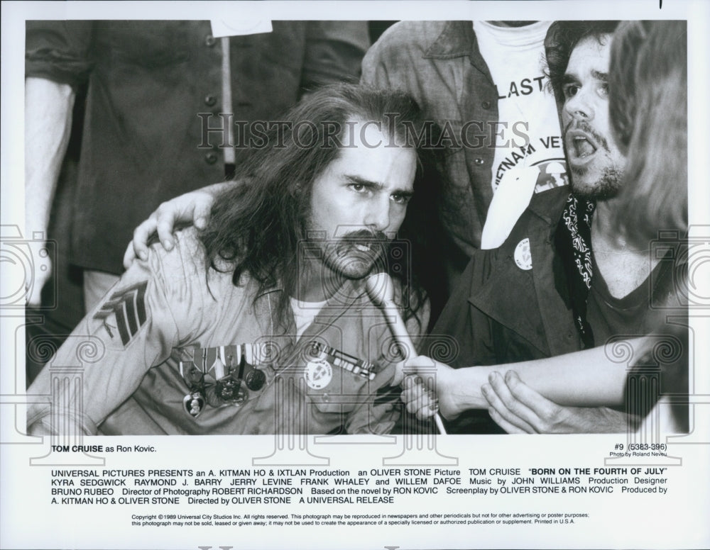 1989 Press Photo Tom Cruise in "Born On The Fourth of July" - Historic Images