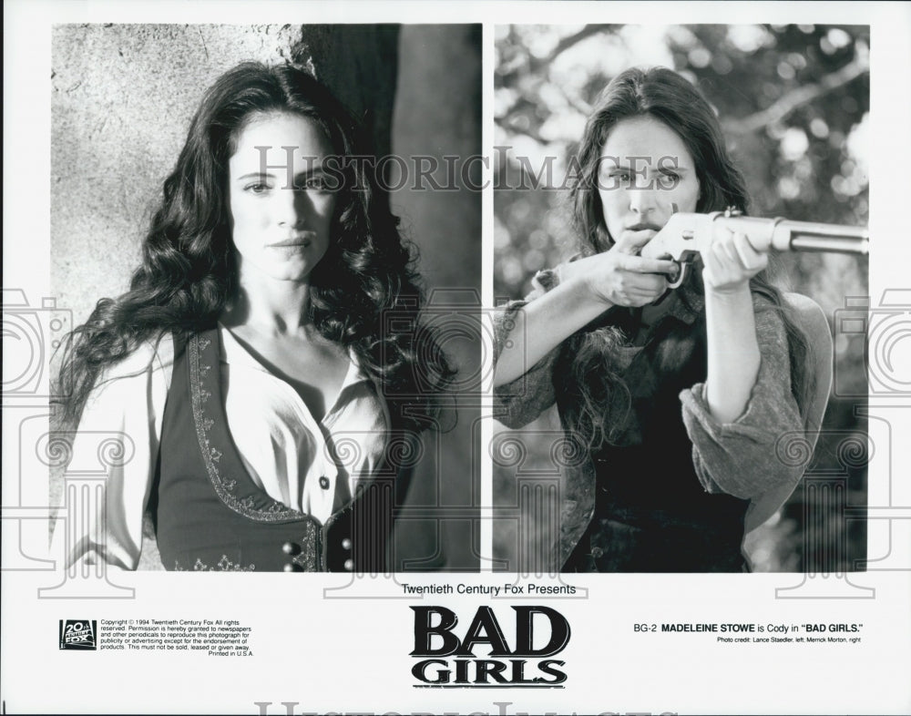 1994 Press Photo Actress Madeleine Stowe In Movie "Bad Girls" - Historic Images