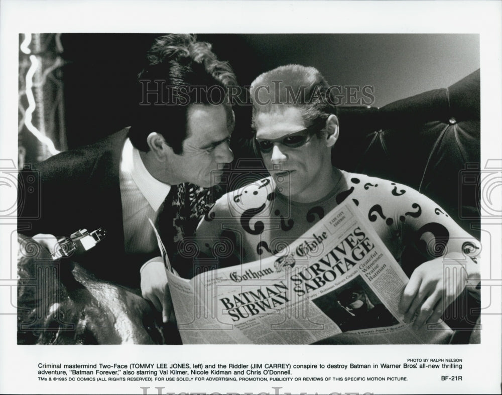 1995 Press Photo  &quot;Bat Forever&quot; Jim Carrey as the Riddler&amp; Tommy Lee Jones - Historic Images