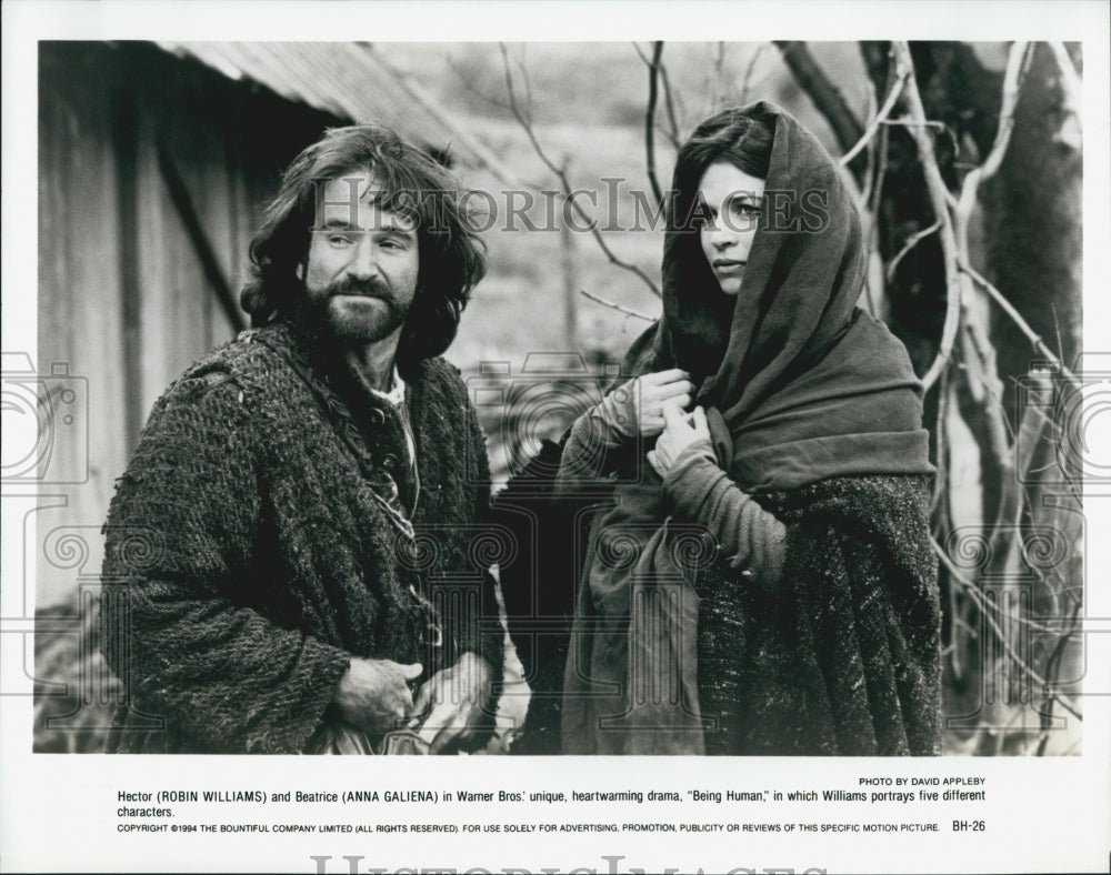 1994 Press Photo Robin Williams, Anna Galiena "Being Human" - Historic Images