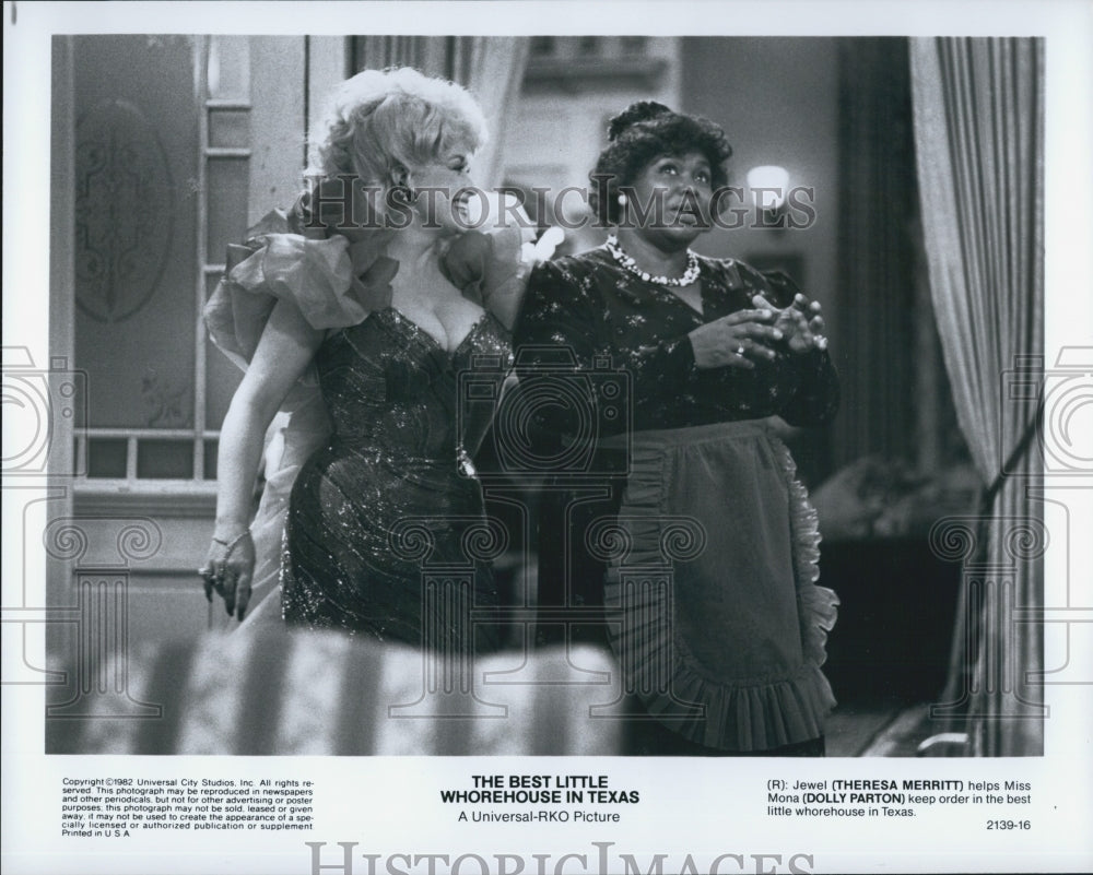 1982 Press Photo Dolly Parton in "The Best Little Whorehouse in Texas" - Historic Images