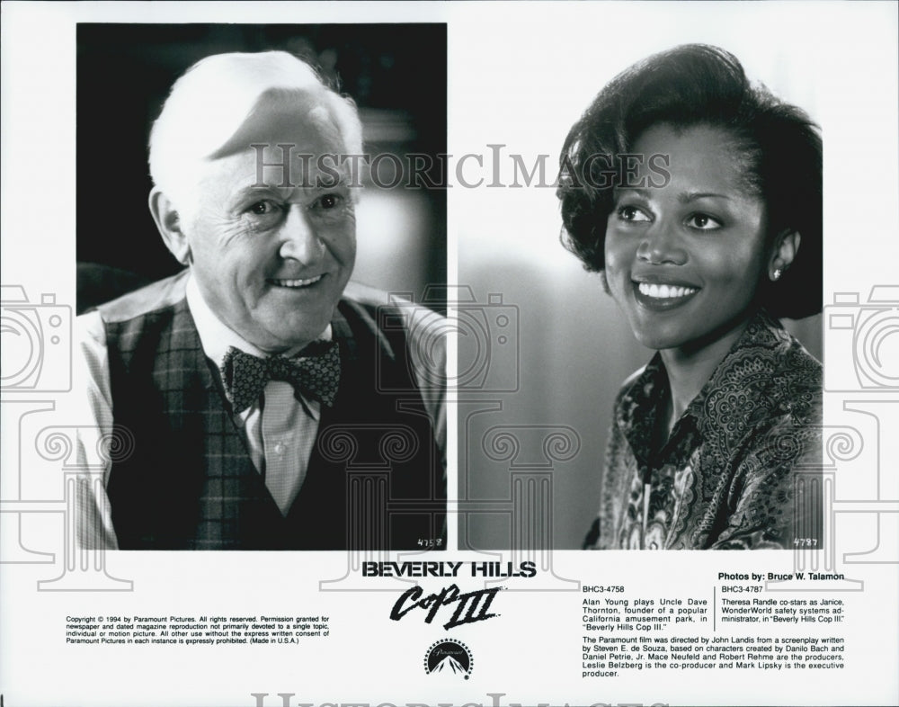 1994 Press Photo Actors Alan Young And Theresa Randle In "Beverly Hills Cop III" - Historic Images