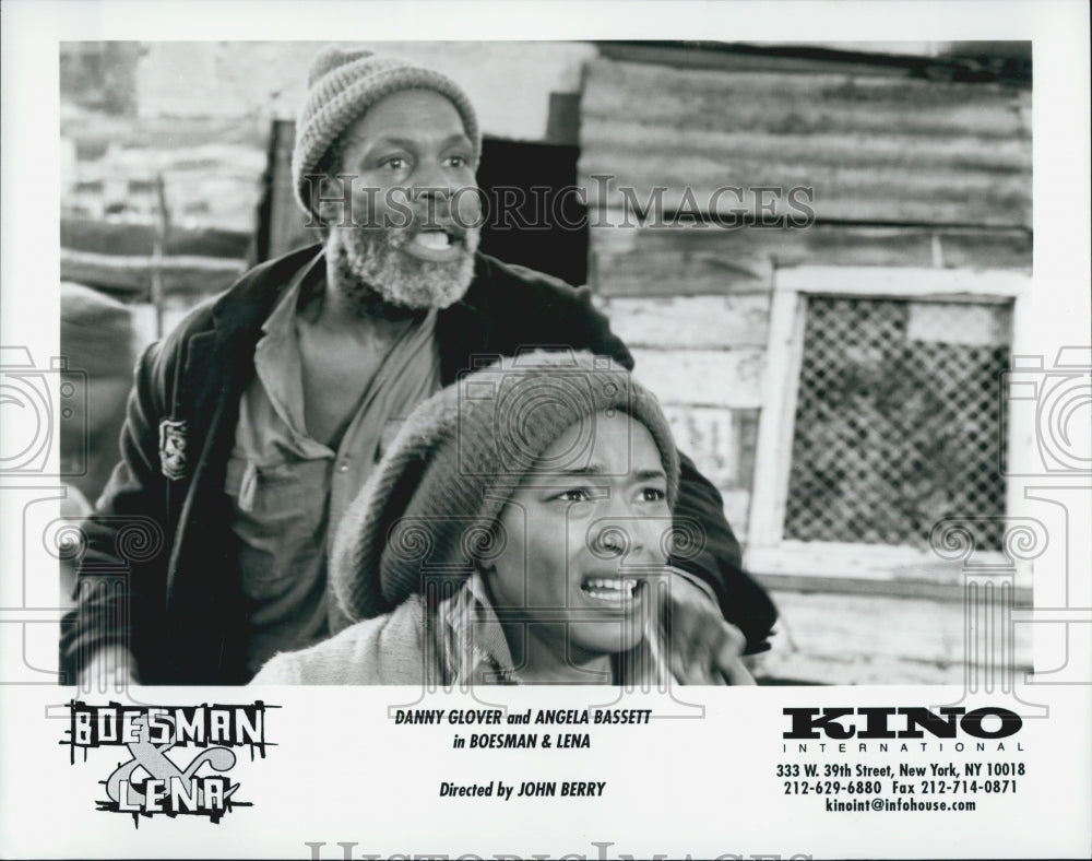 2000 Press Photo Danny Glover & Angela Bassett in the film "Boesman & Lena" - Historic Images