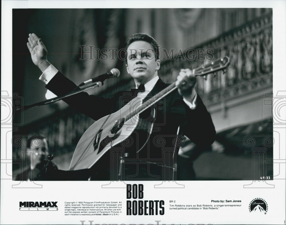 1992 Press Photo Tim Robbins Stars as a singer turned political candidate in - Historic Images