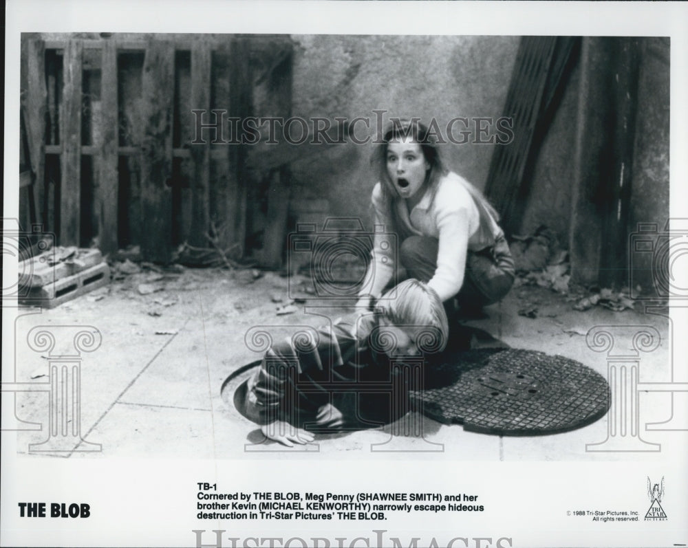 1988 Press Photo Shawnee Smith and Michael Kenworthy in "The Blob" - Historic Images