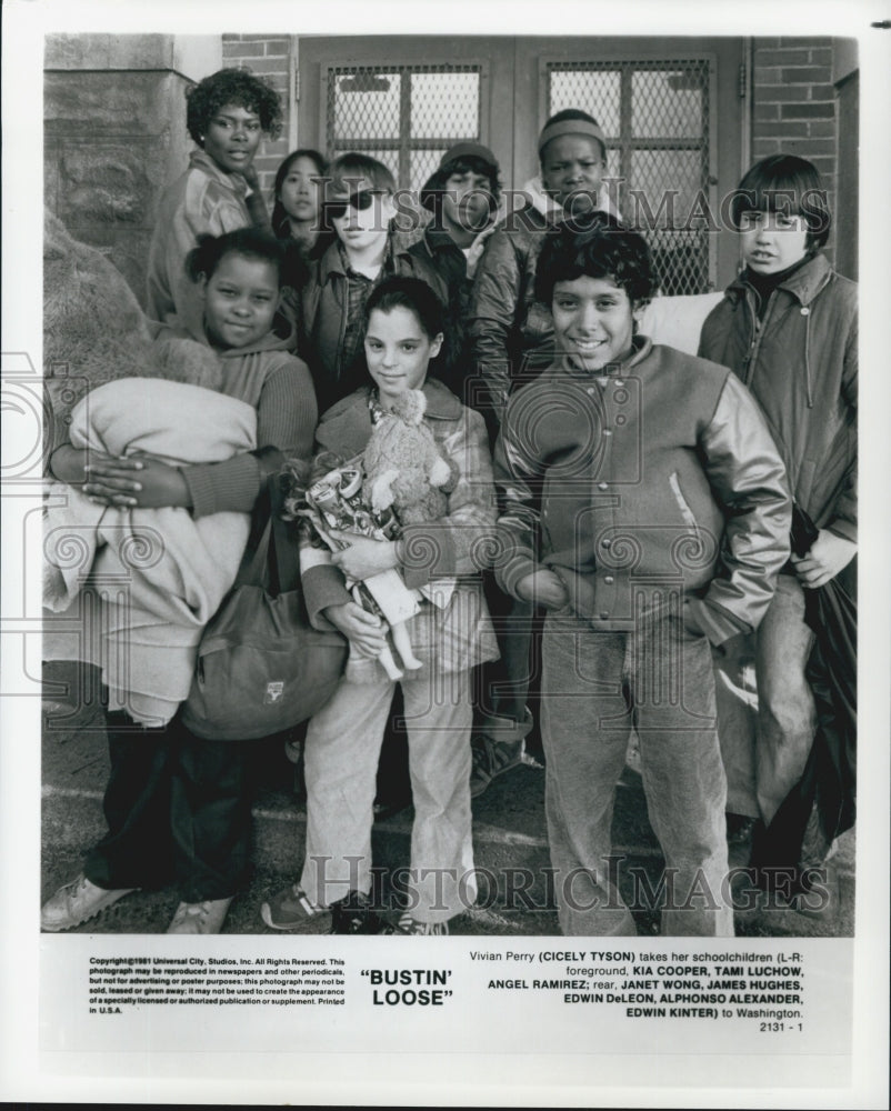 1981 Press Photo Cicely Tyson, K. Cooper, T. Luchow, A. Ramirez &quot;Bustin&#39; Loose&quot; - Historic Images