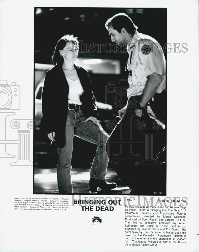 1999 Press Photo Patricia Arquette and Nicholas Cage in &quot;Bringing Out the Dead&quot; - Historic Images