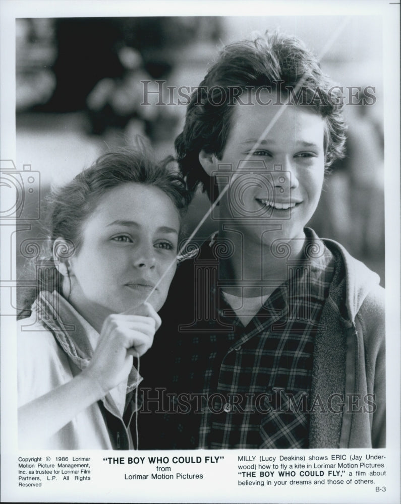 1986 Press Photo &quot;The Boy Who Could Fly&quot; Jay Underwood,Lucy Deakins - Historic Images