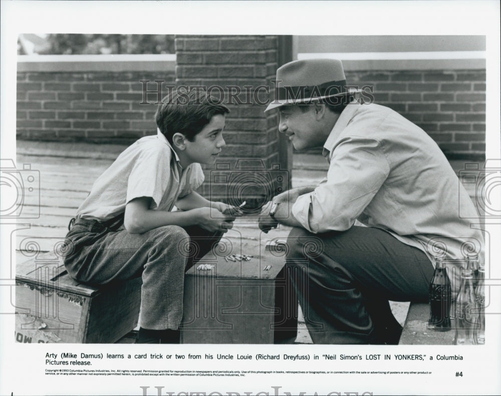 1993 Press Photo Mike Damas and Richard Dreyfuss in "Lost In Yonkers" - Historic Images