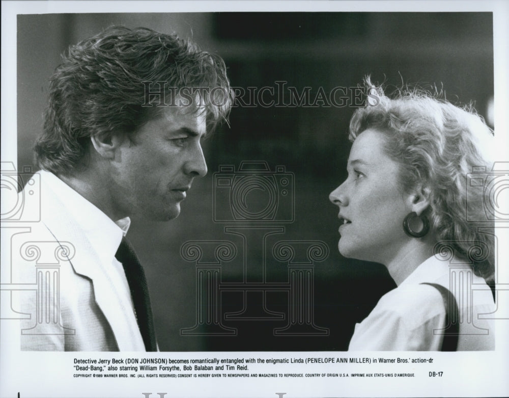 1989 Press Photo Don Johnson and Penelope Ann Miller in &quot;Dead-Bang&quot; - Historic Images