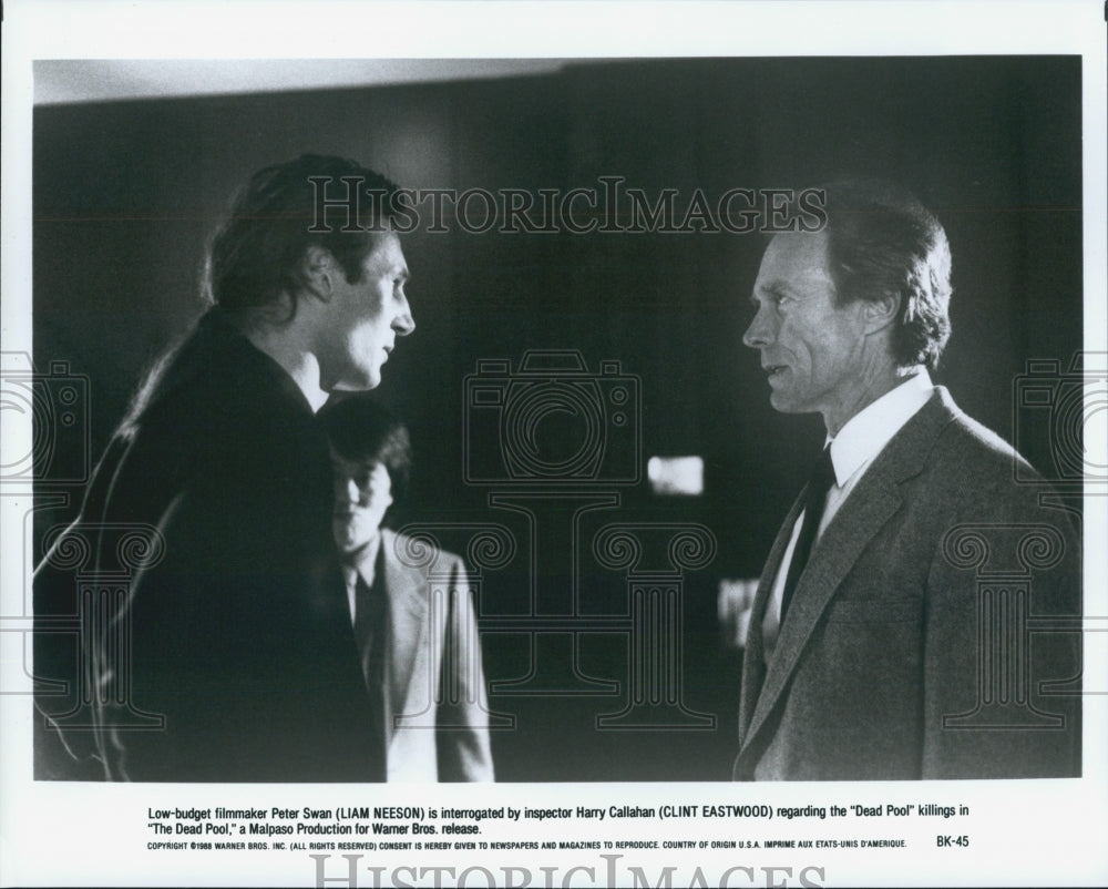 1988 Press Photo Liam Neeson and Clint Eastwood  in Scene from &quot;The Dead Pool&quot; - Historic Images