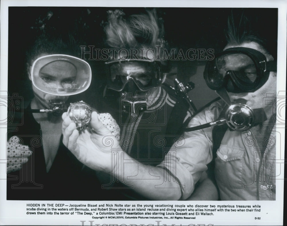 Press Photo Jacqueline Bisset, Nick Nolte And Robert Shaw Star In "The Deep" - Historic Images