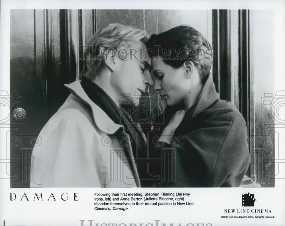 1992 Press Photo Jeremy Irons And Juliette Binoche In "Damage" - DFPG36097 - Historic Images