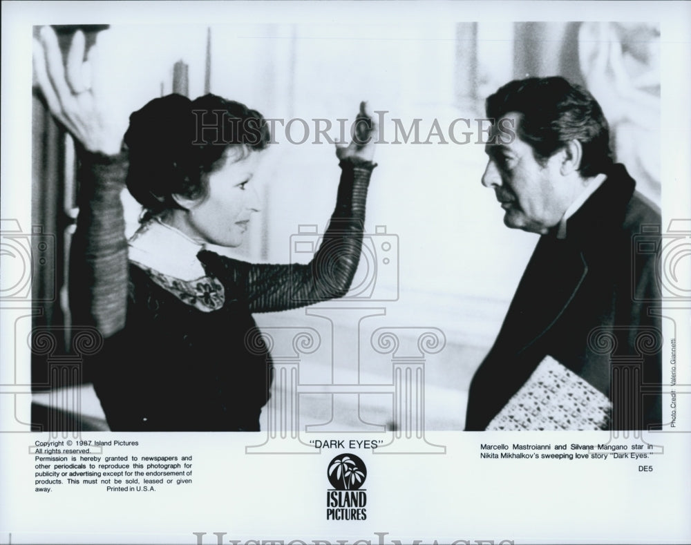 1987 Press Photo "Dark Eyes" Marcello Mastroianni & Silvana Mangano - Historic Images