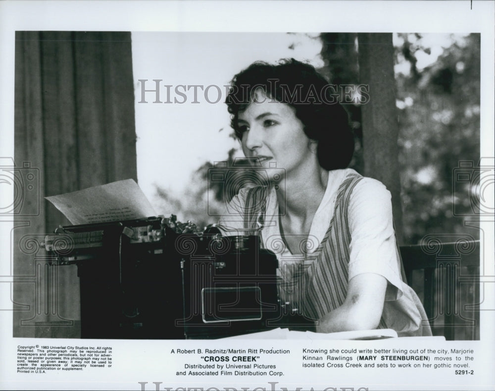 1983 Press Photo "Cross Creek" Mary Steenburgen - Historic Images